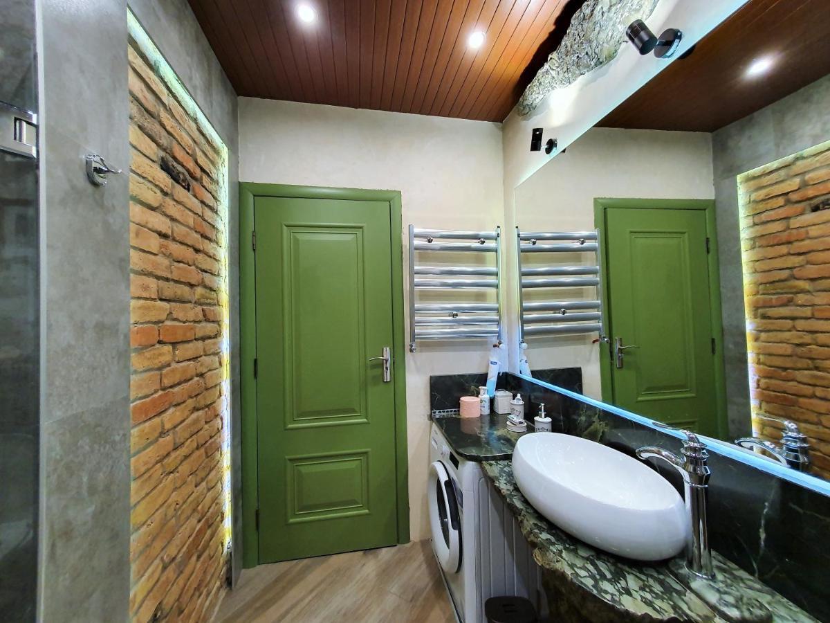 T2&T3 Apartments Levanto Tbilisi Buitenkant foto